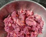 A picture of step 1 of Beetroot, gajar cutlet.