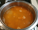 Foto del paso 1 de la receta: Arroz Bomba con langostinos y chirlas