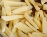 A picture of step 3 of Pizza fries.