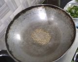 લીલી ડુંગળી અને સેવ ટામેટાનું શાક(Lili dungli-sev-tameta nu shak recipe in Gujarati) રેસીપી સ્ટેપ2ફોટો