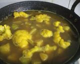 ডিম দিয়ে ফুলকপি আলু কারি (dim diye fulkopi aloo curry recipe in Bengali) রেসিপি ধাপ - 3 ছবি