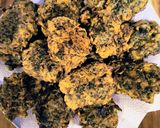 Foto del paso 5 de la receta: Buñuelos de acelga y verdeo !!