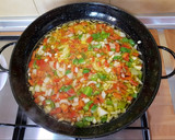 Foto del paso 2 de la receta: Paella con merluza