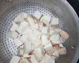 A picture of step 1 of Porridge Beans and Yam.
