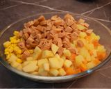 Hình bước làm 5 của món Olivier Salad (salad Nga)