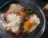 Foto del paso 1 de la receta: Rollos de carne con salsa de cebollas al vino