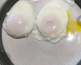 A picture of step 1 of Poached egg and smashed avocado on toast.
