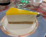 Foto del passaggio 19 della ricetta Cheesecake alla Vaniglia con Gelée al Mango🥧🥭