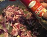 Foto del passaggio 2 della ricetta Mezze maniche radicchioPancetta affumicata e gorgonzola