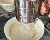 A picture of step 4 of Orange Yogurt Cake.