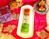 ট্রাই কালার সুজি সন্দেশ(Tri Colour Sooji Sondesh Recipe in Bengali) রেসিপির ধাপ 8 ছবি