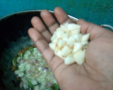 செட்டிநாட்டு இறால் வறுவல் (Chettinadu iraal varuval recipe in tamil) ரெசிபி ஸ்டேப் 2 புகைப்படம்