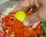 A picture of step 1 of Dry bhel fireless cooking with puffed rice.