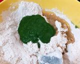 A picture of step 2 of Spinach Chole Calzone.
