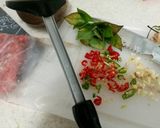 รูปขั้นตอนการทำที่ 1 ของ หน่อไม้ดองผัดหมูสับใบยี่หร่า