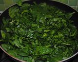 A picture of step 2 of Green rice (Zamarod pilaf).
