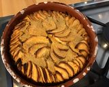 Une image de l'étape 11 de Clafoutis aux pommes et vanille à la farine de châtaigne corse.