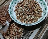 Foto langkah ke 1 dari resep Peyek (kacang & Rebon).