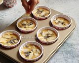 Gambar langkah 7 resipi Almond Banana Cupcake.