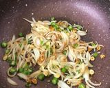 A picture of step 12 of Non Veg Noodles (Chowmein).