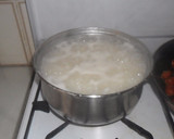 Foto del paso 1 de la receta: Salteado de arroz con chistorra y huevo poche