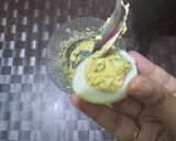 A picture of step 3 of Egg mayo salad.