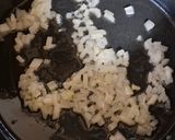 Foto del paso 3 de la receta: Pasta con pollo y chícharos