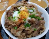 Hình bước làm 7 của món Cơm bò Nhật gyudon