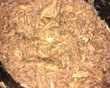 A picture of step 2 of Crock Pot BBQ Pulled Pork Sandwiches.