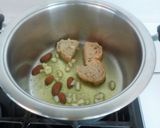 Foto del paso 7 de la receta Caldereta de rape, gambas y almejas