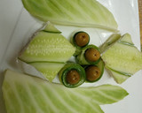 A picture of step 5 of Cucumber slices.