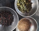 A picture of step 1 of Khasta mathri.