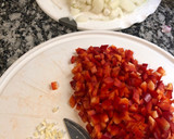 Foto del paso 1 de la receta: Relleno de empanadas jugosas de carne
