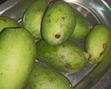 कच्चे आम की खट्टी मीठी चटनी (kacche aam ki khatti meethi chutney recipe in Hindi) रेसिपी चरण 1 फोटो