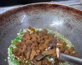 A picture of step 3 of Methi vatana sabji.