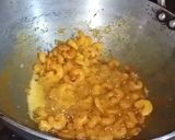 A picture of step 5 of Shrimp Curry.