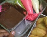 Foto langkah ke 8 dari resep Donat maizena.