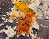 Une image de l'étape 1 de Poulet au curry.