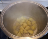 Foto del paso 7 de la receta: Guiso de costillas con patatas