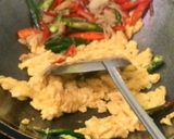 Foto langkah ke 5 dari resep 66. Tumis Tauge Sosis.