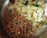 A picture of step 2 of Masoor bhat (rice) for short break recipe.