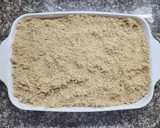 Foto del paso 3 de la receta: Crumble pera y manzana con mermelada membrillo