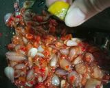 Foto langkah ke 2 dari resep Sambal bawang.
