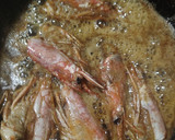 Foto del paso 2 de la receta: Gambones en salsa