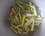 Foto langkah ke 1 dari resep Sayur Sawi Hijau.