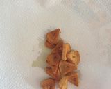 Foto del paso 1 de la receta Bacalao infusionado con verduritas, acelgas y ajos chips