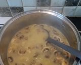 A picture of step 7 of Mushroom Soup (crème de champignons).