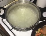 Brilliáns pirított tészta édes-savanyú csirkével recept fázis 1 fotója