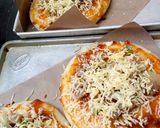 Foto langkah ke 3 dari resep Pizza Mini.