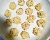 Foto langkah ke 3 dari resep Macaroni cheese ball.